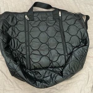 JoyLab Quilted Large Black Tote with Crossbody Strap 14”x21”